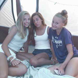 Meet your Posher, Julia